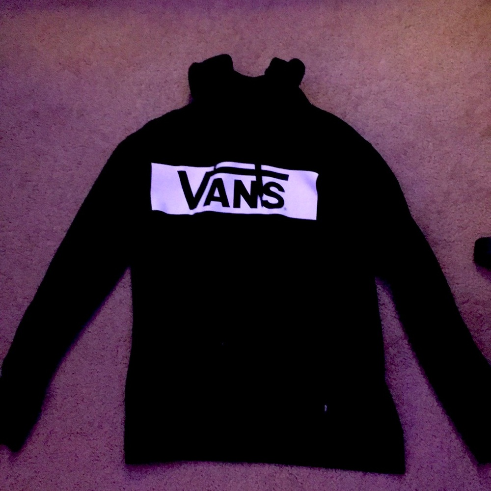 Black vans hoddie! Worn once. Medium. SUPPER WARM!